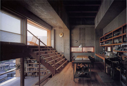 BARN-5  2001N Ɍ{s pZ